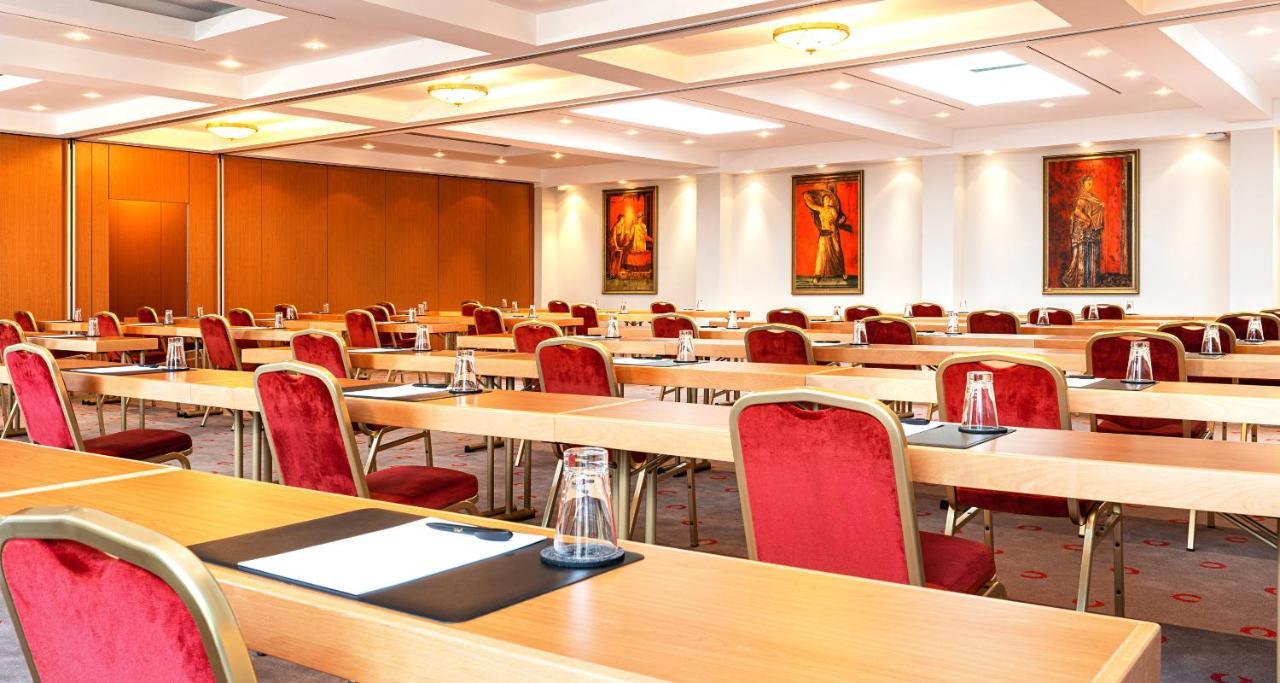 Victor'S Residenz-Hotel Schloss Berg Nennig Dış mekan fotoğraf Meeting room