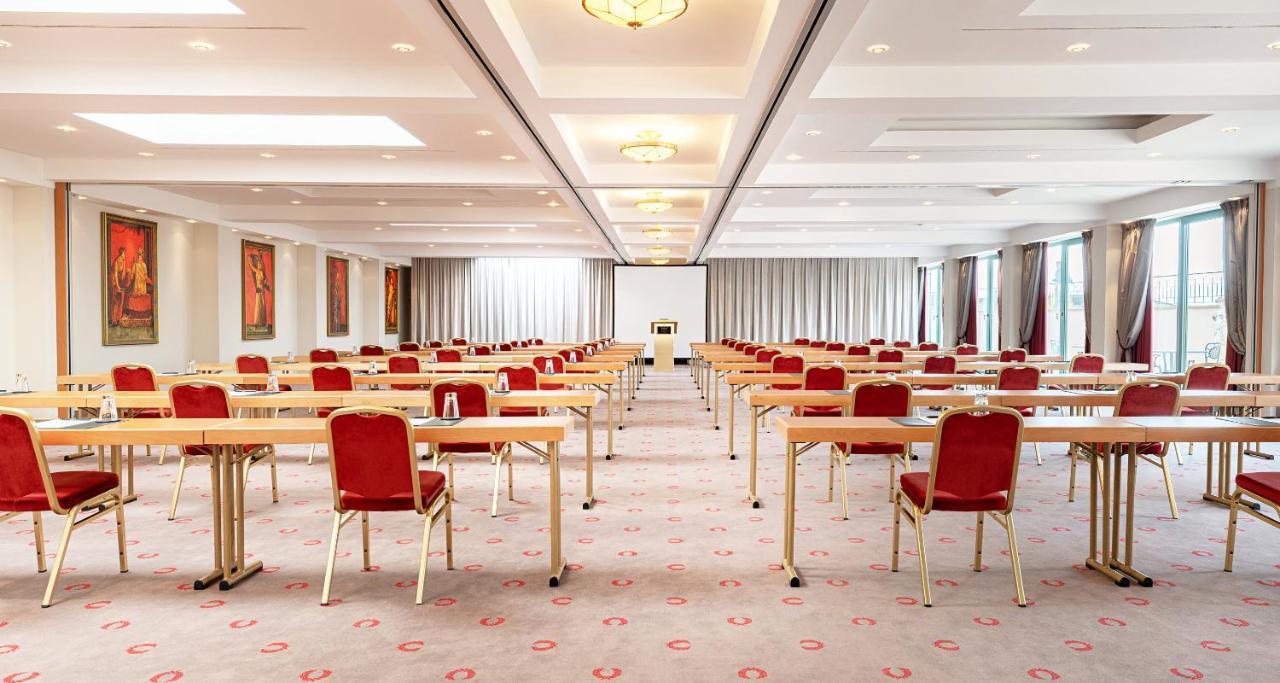 Victor'S Residenz-Hotel Schloss Berg Nennig Dış mekan fotoğraf Meeting room